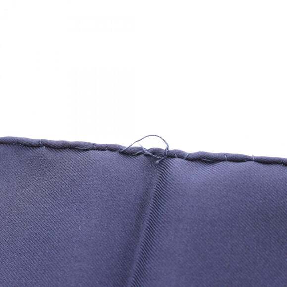 HERMES White Silk Scarf - Picture 7 of 7